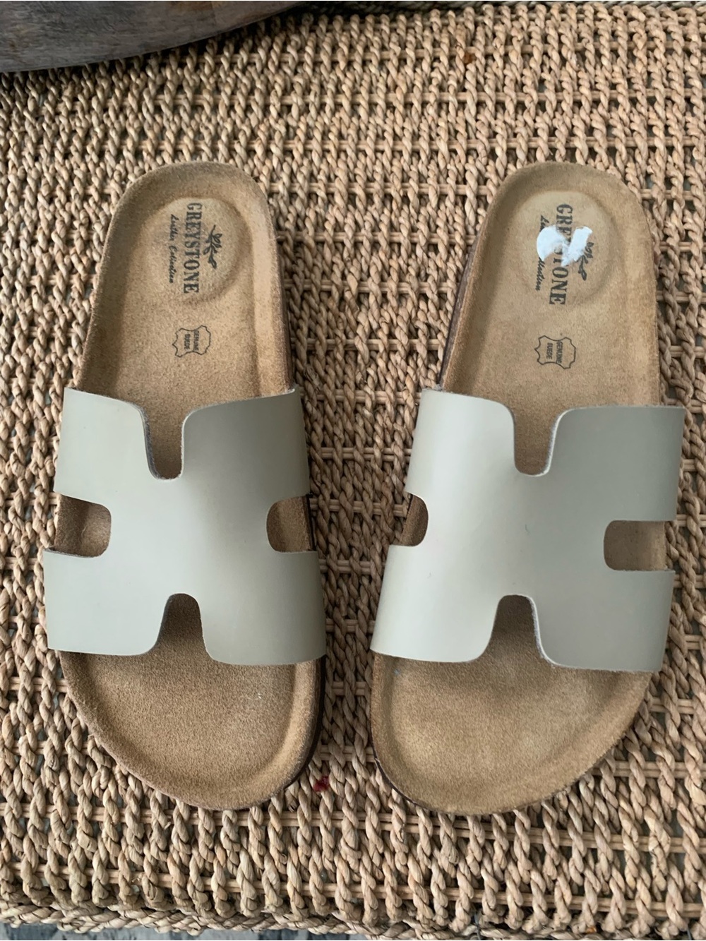 Women's Slip-On Mules in Light Beige/Cream